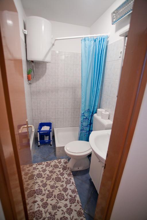 Apartment Anka Бибине Стая снимка