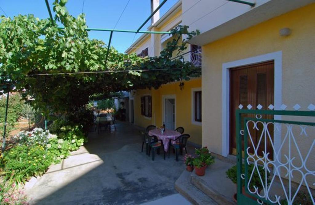 Apartment Anka Бибине Стая снимка